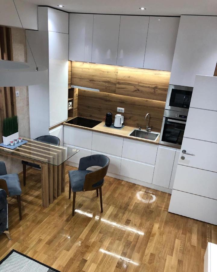 Lux Apartman 33 Крагуєваць Екстер'єр фото